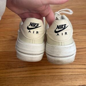 Nike Air Force 1 Sneakers